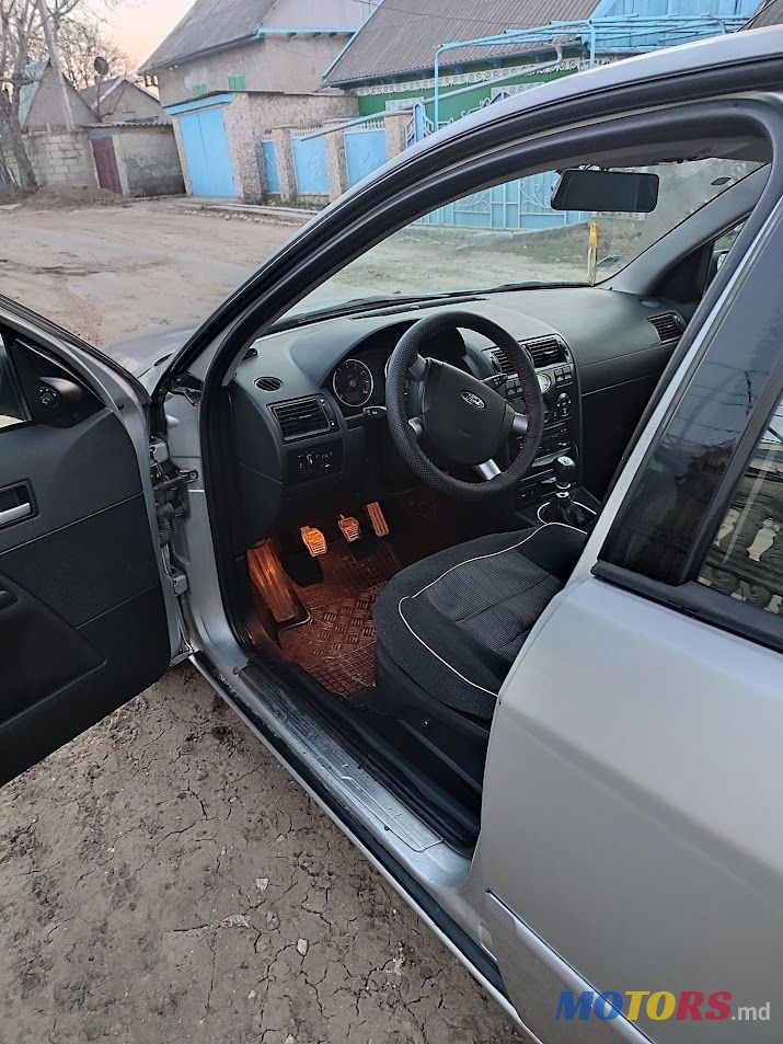 2002' Ford Mondeo photo #4