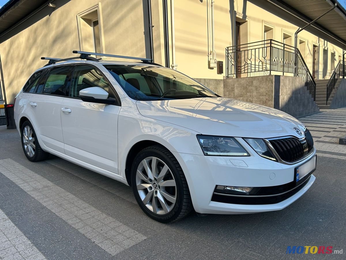 2019' Skoda Octavia photo #2