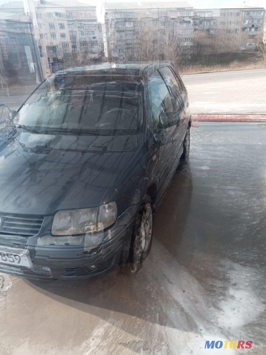 2000' Volkswagen Polo photo #4