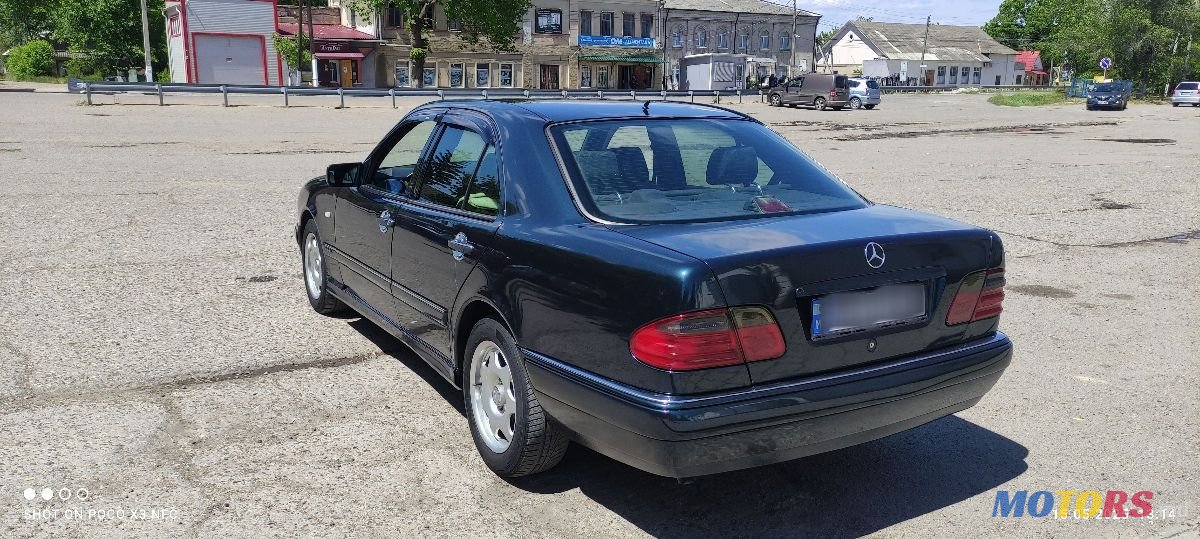 1996' Mercedes-Benz E-Class photo #5