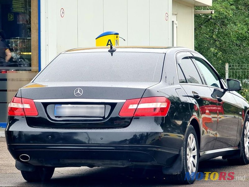 2012' Mercedes-Benz E-Class photo #4