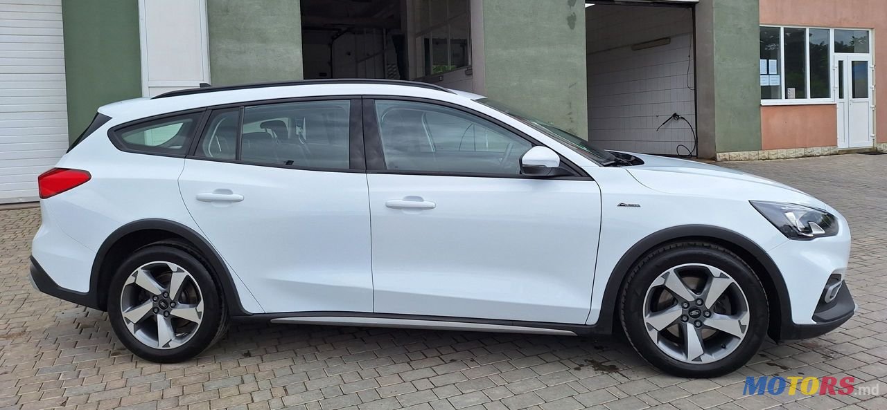 2019' Ford Focus photo #4