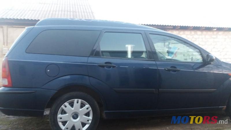 2002' Ford Focus photo #1