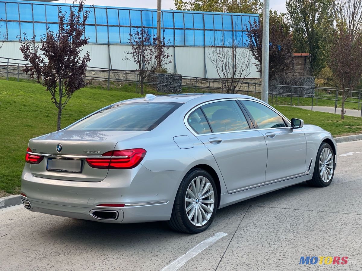 2016' BMW 7 Series photo #4