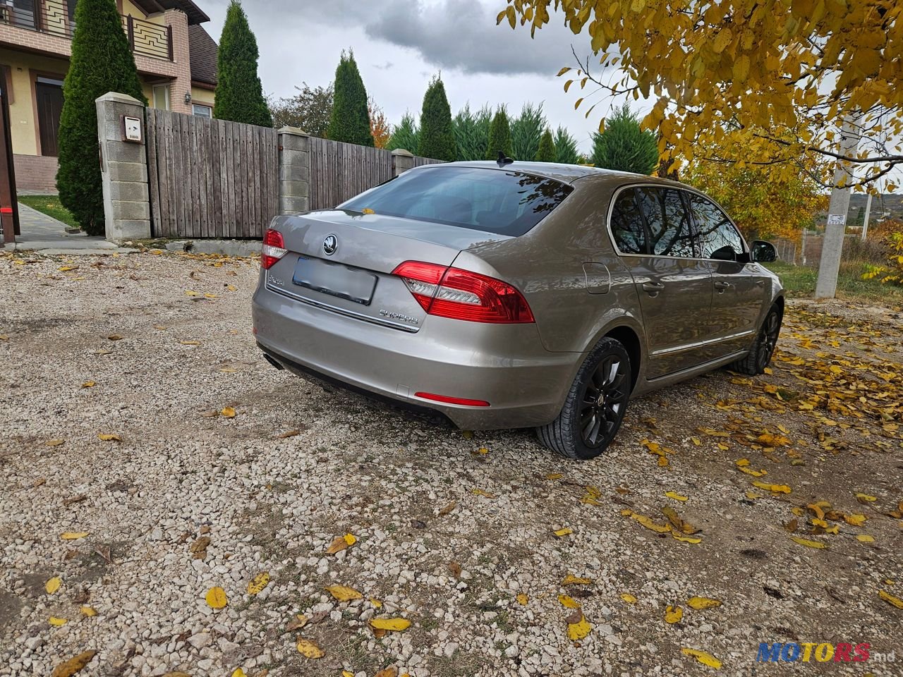 2013' Skoda Superb photo #4