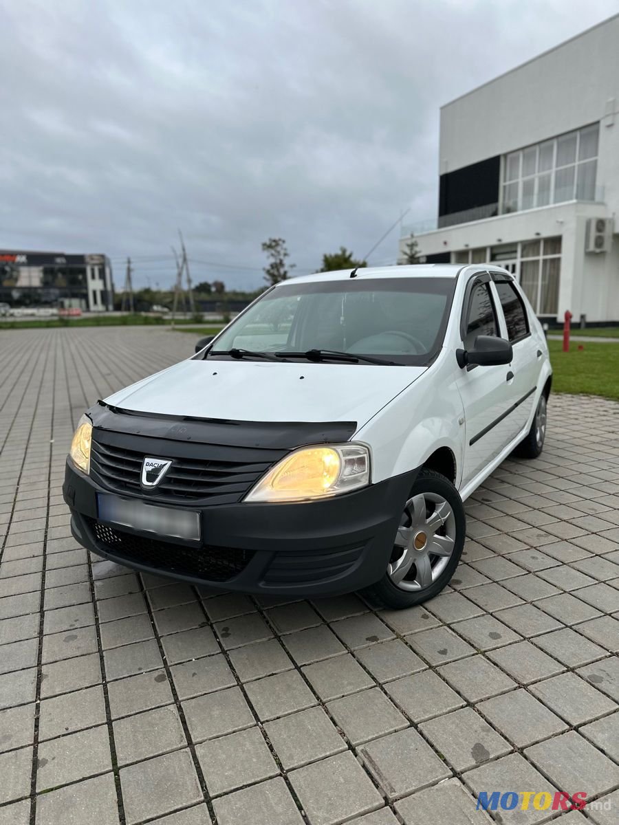 2012' Dacia Logan photo #2