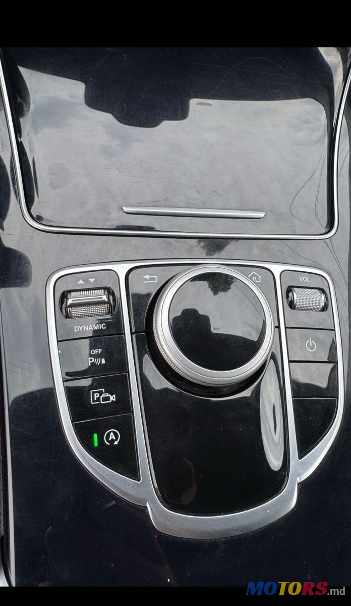 2019' Mercedes-Benz C-Class photo #5