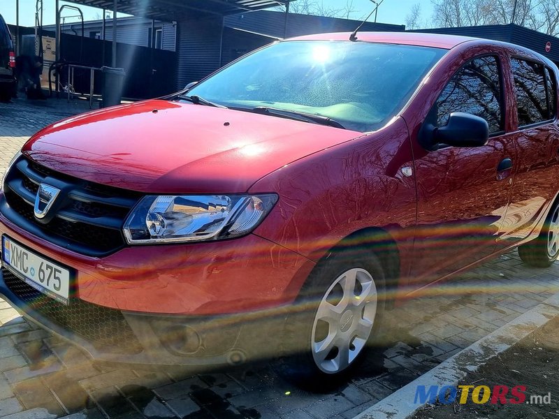 2013' Dacia Sandero photo #1