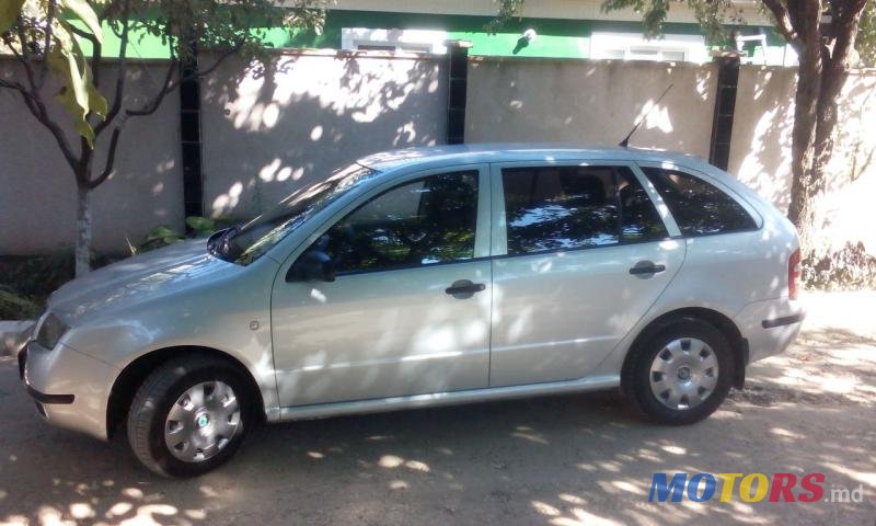 2004' Skoda Fabia photo #2
