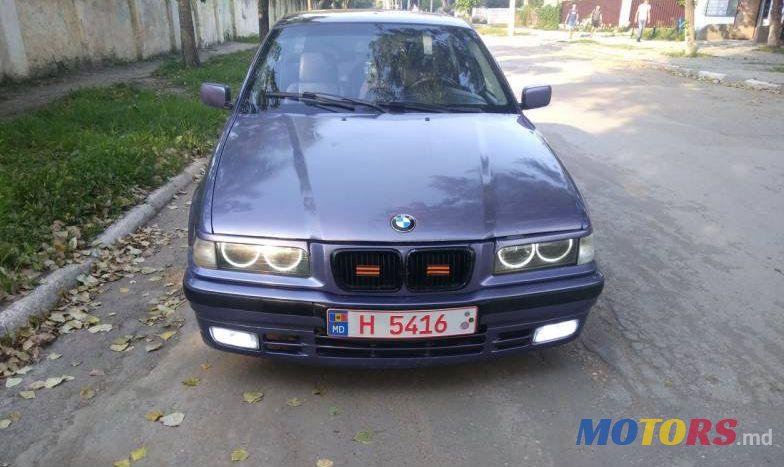 1993' BMW 3 photo #1