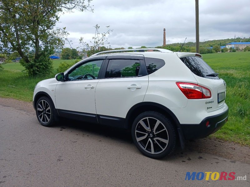 2011' Nissan Qashqai photo #3