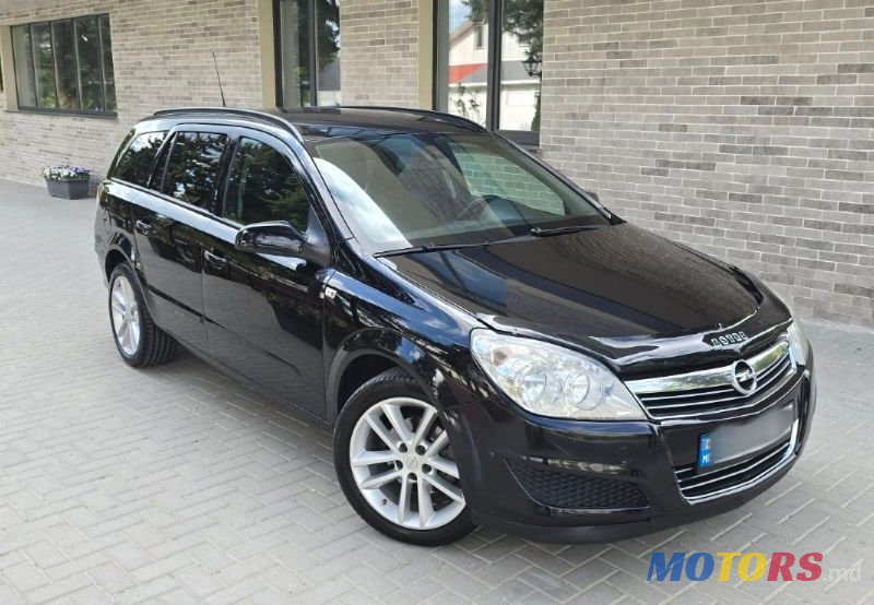 2008' Opel Astra photo #1
