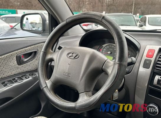 2005' Hyundai Tucson photo #6