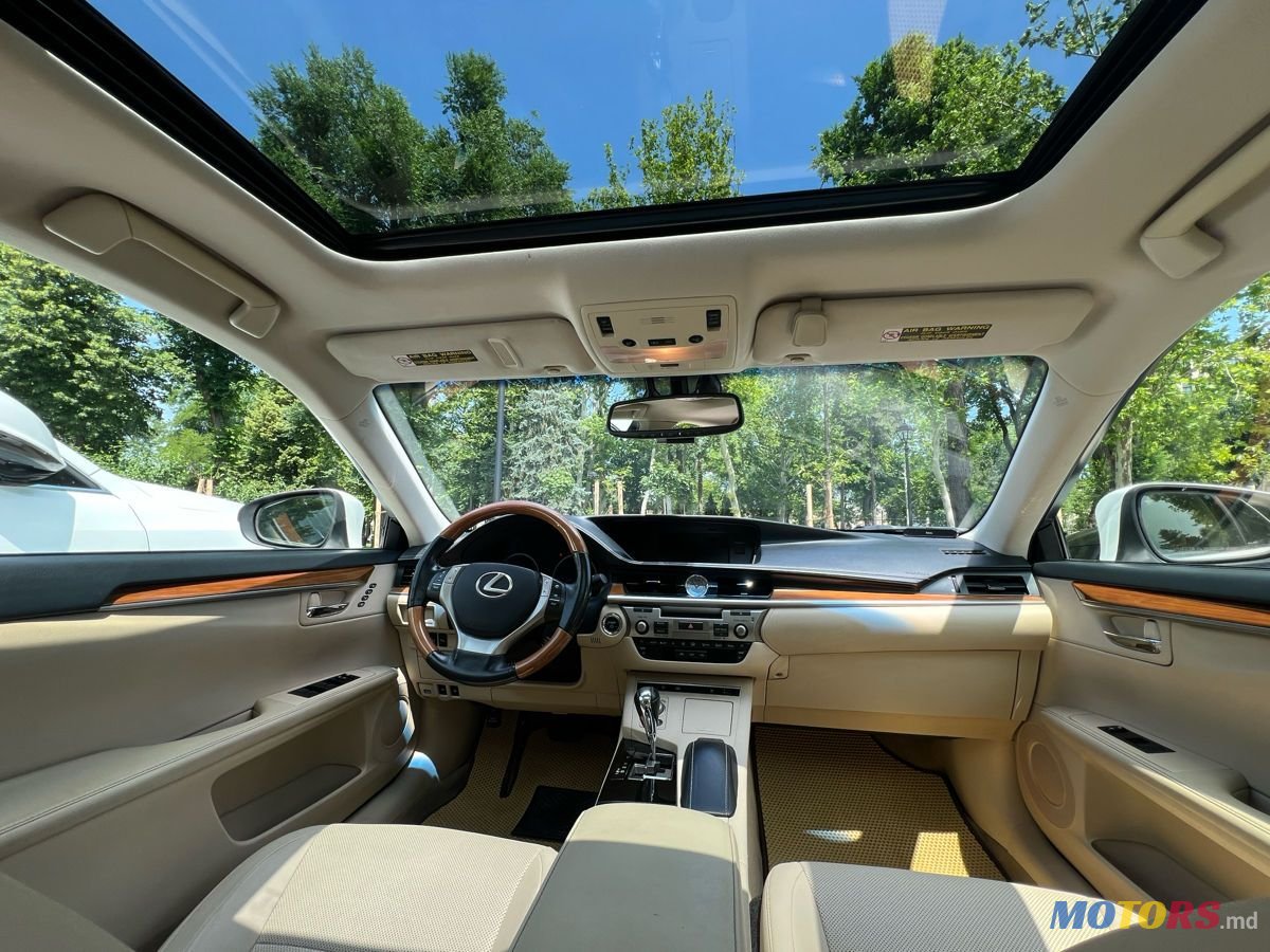 2015' Lexus Es Series photo #6