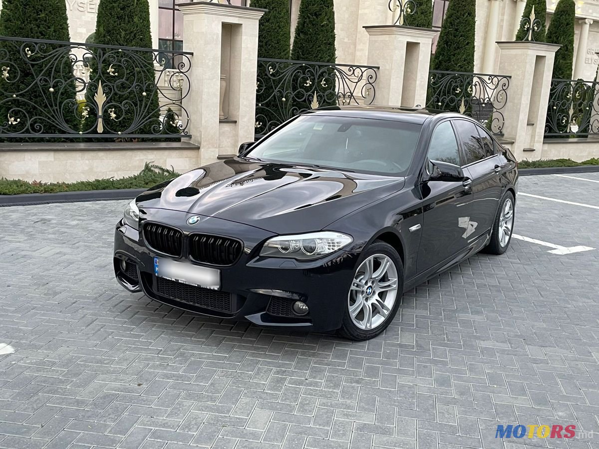 2012' BMW 5 Series photo #2