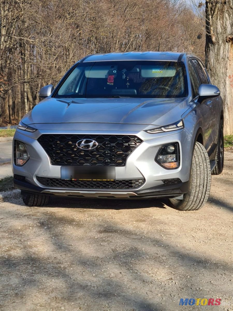 2018' Hyundai Santa Fe photo #1
