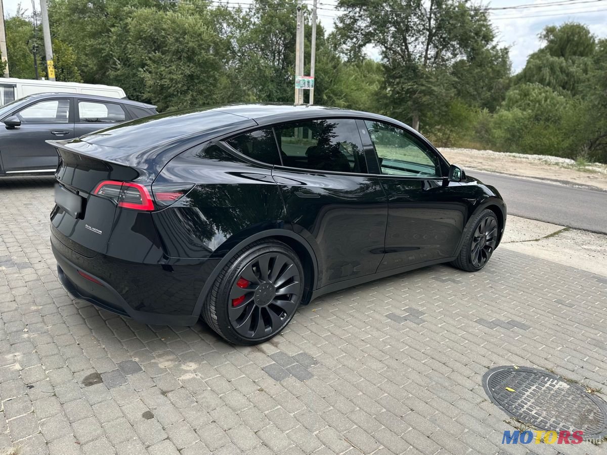 2023' Tesla Model Y photo #4