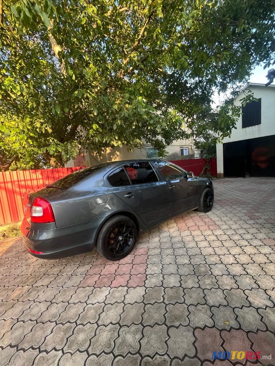 2009' Skoda Octavia photo #2