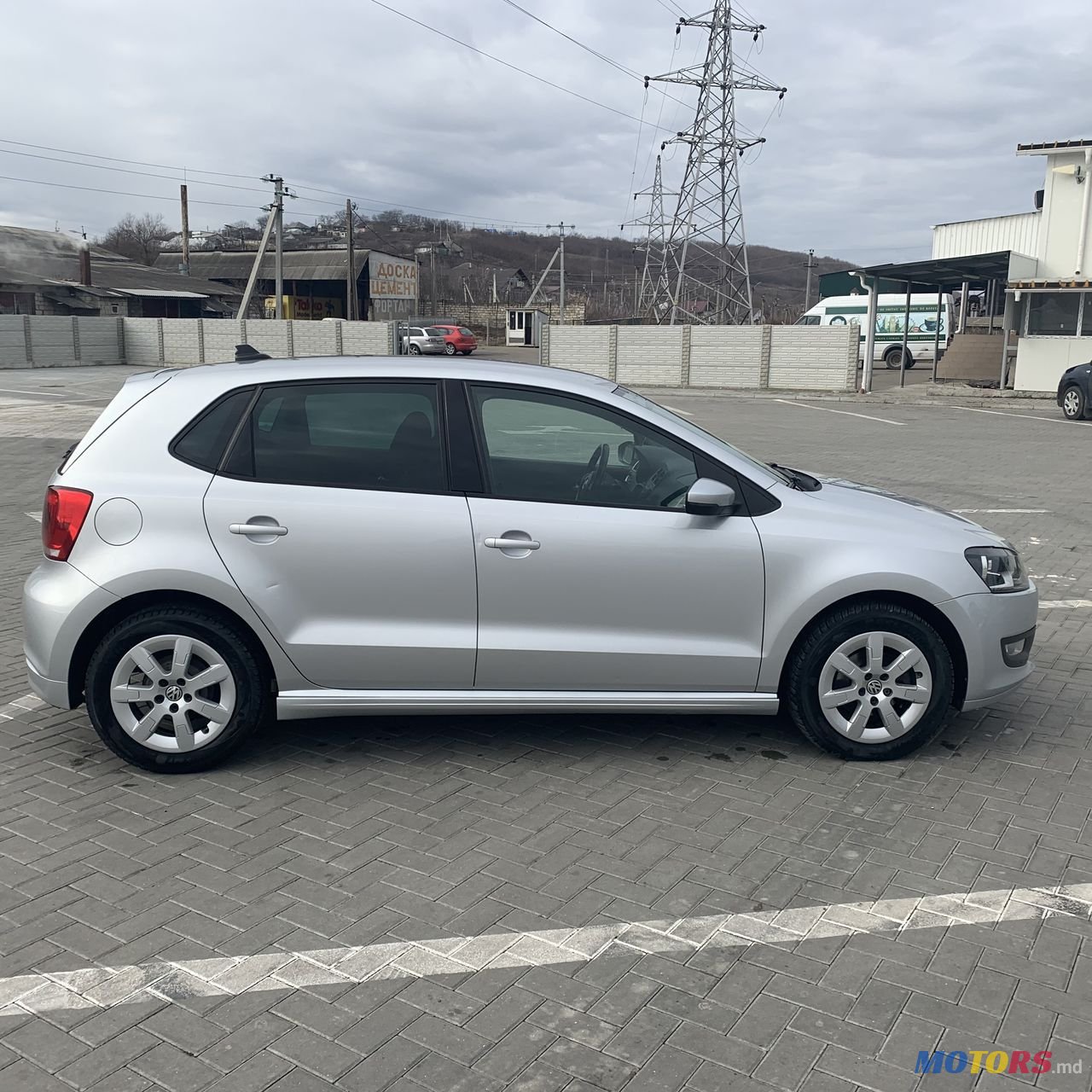 2012' Volkswagen Polo photo #5