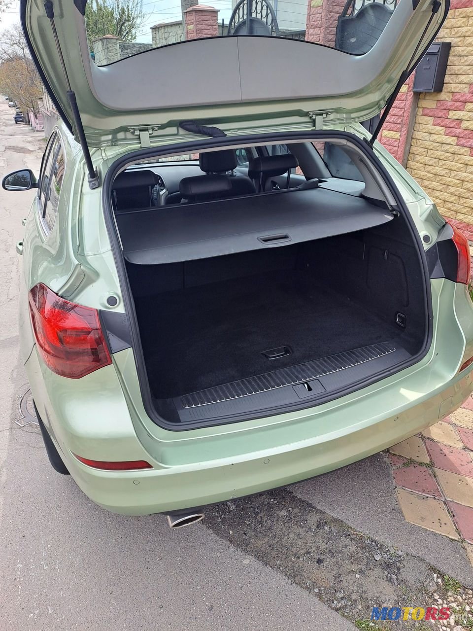 2013' Opel Astra photo #5