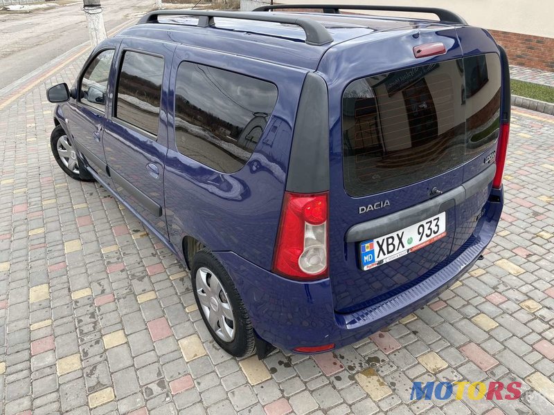 2009' Dacia Logan photo #4