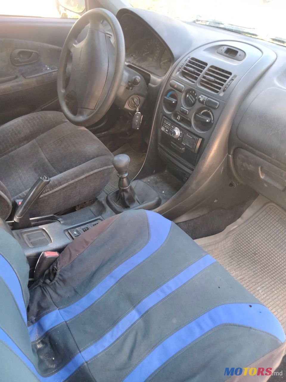 1998' Mitsubishi Carisma photo #5