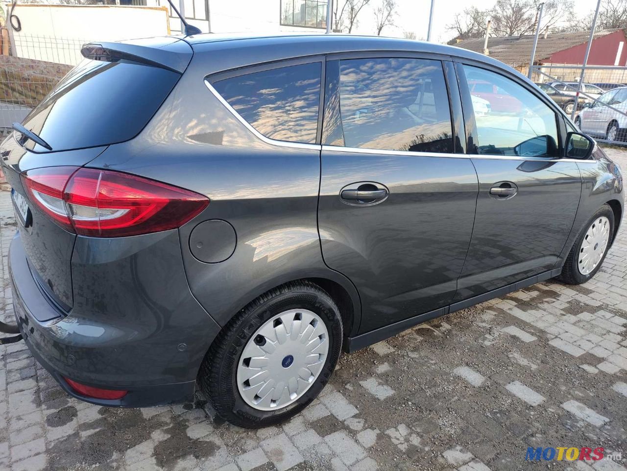 2015' Ford C-MAX photo #5