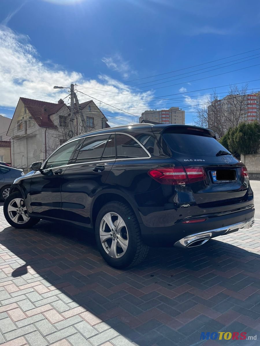 2018' Mercedes-Benz GLC photo #2