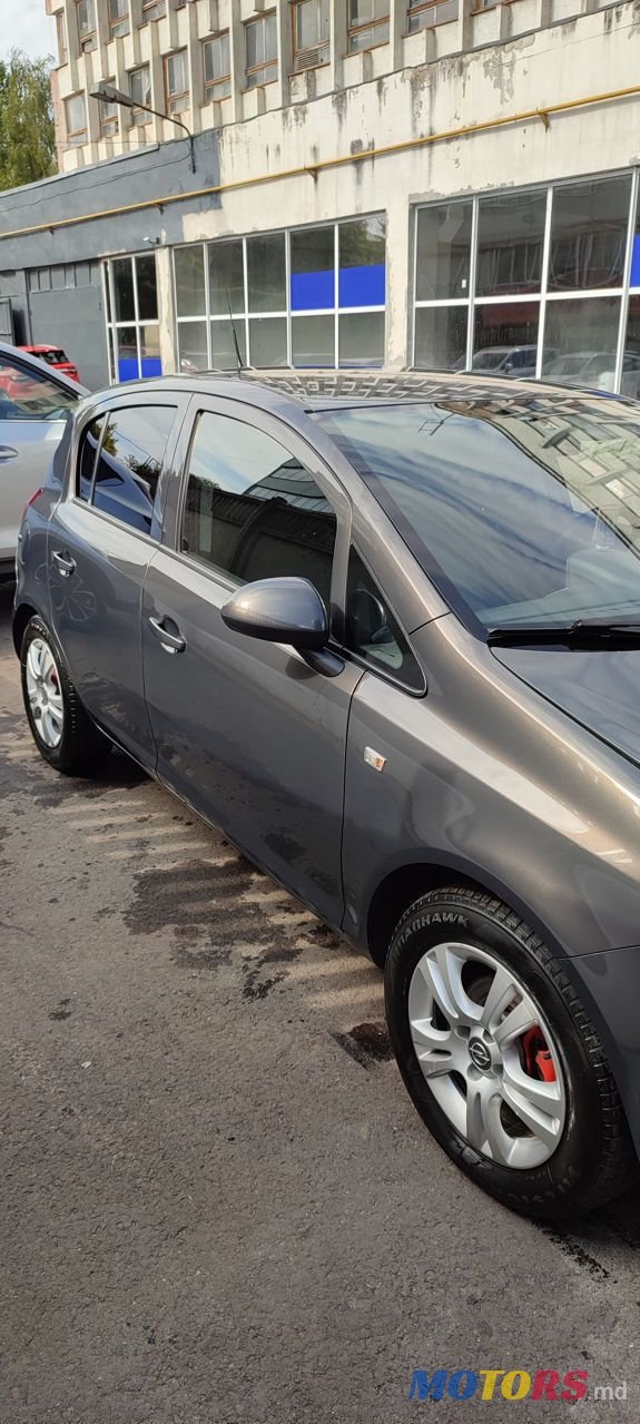 2013' Opel Corsa photo #3