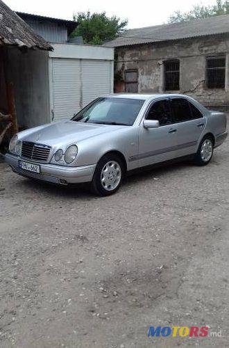 1996' Mercedes-Benz E photo #1