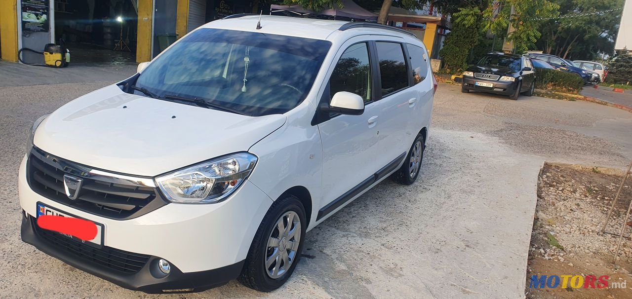 2015' Dacia Lodgy photo #2