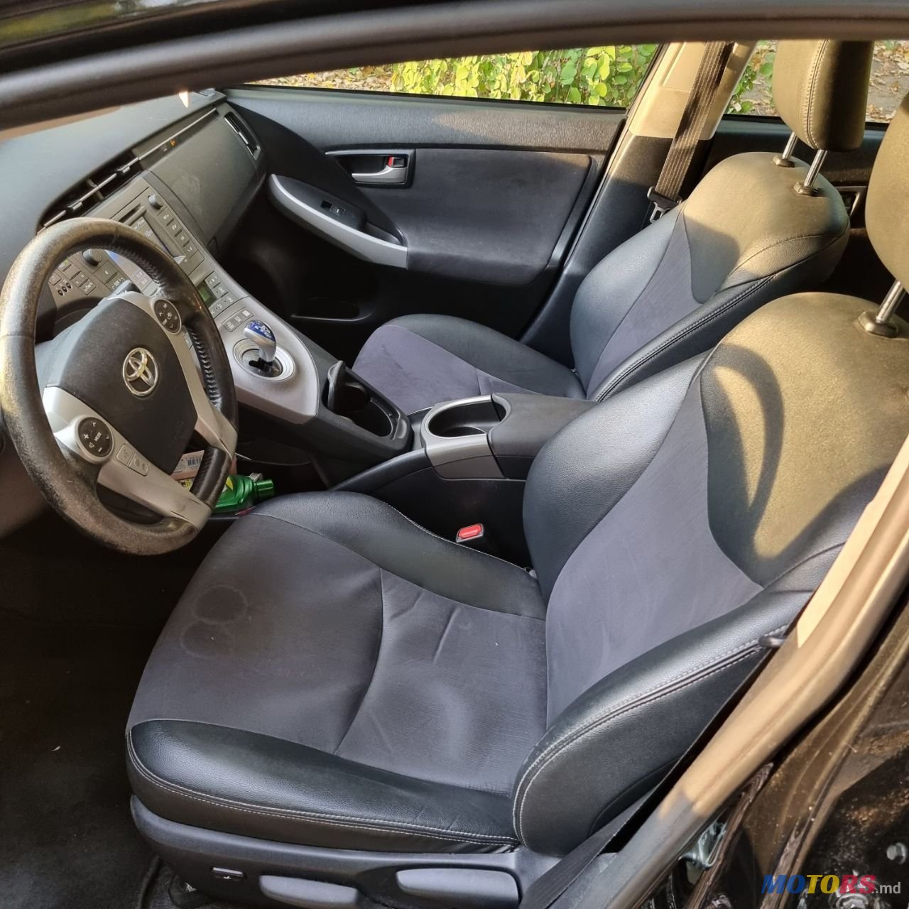 2015' Toyota Prius photo #4