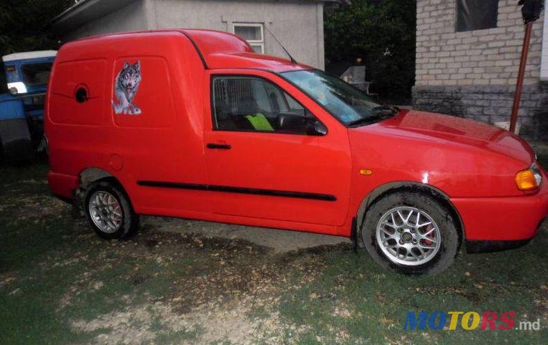 2002' Volkswagen Caddy photo #1
