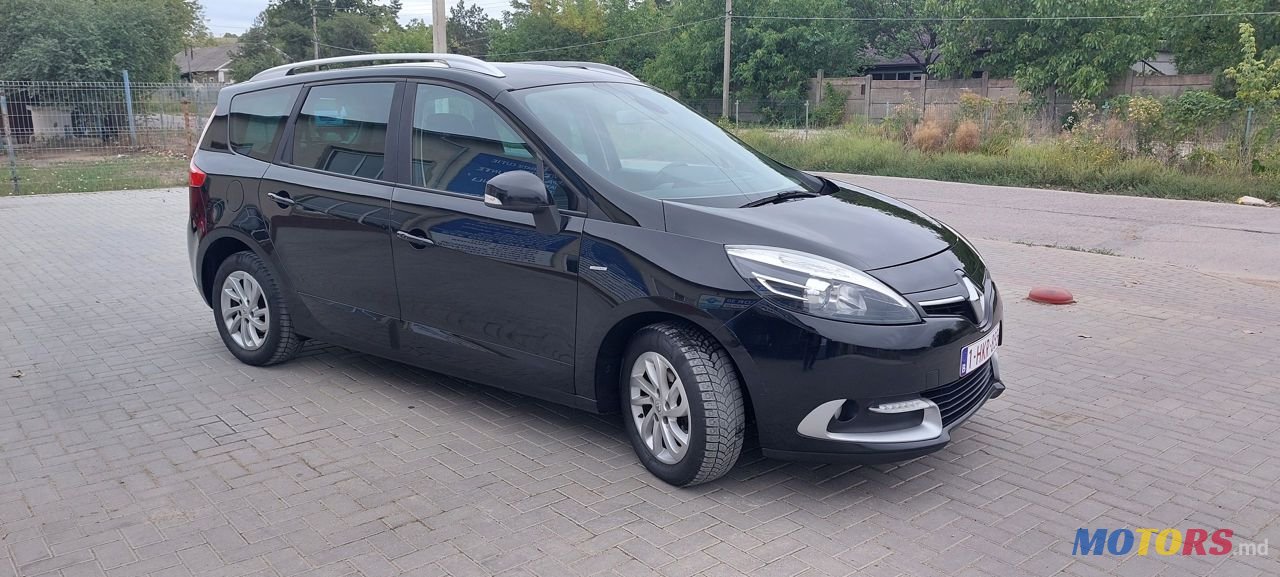 2014' Renault Grand Scenic photo #2