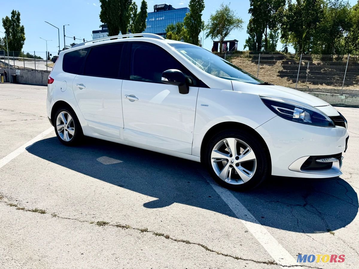 2014' Renault Grand Scenic photo #2