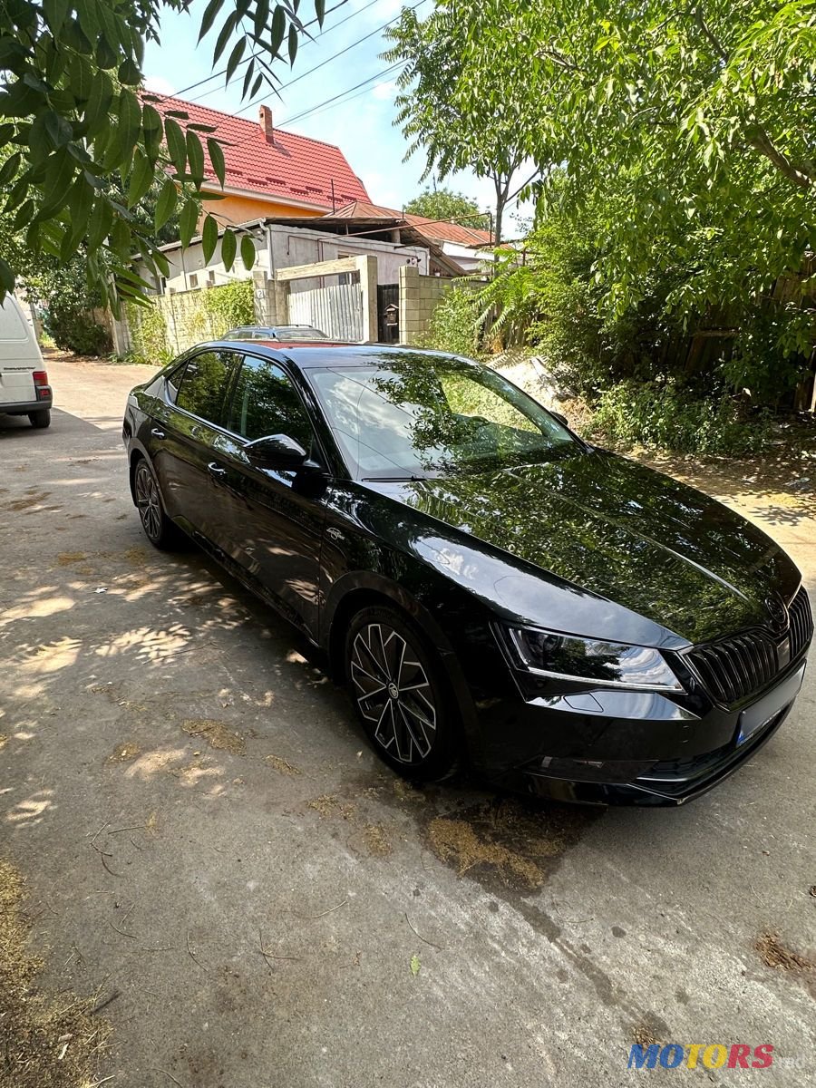 2018' Skoda Superb photo #3