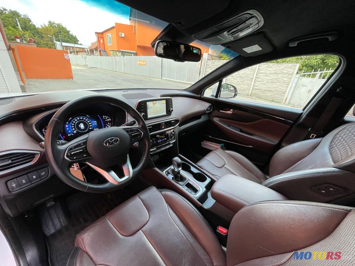 2019' Hyundai Santa Fe photo #6