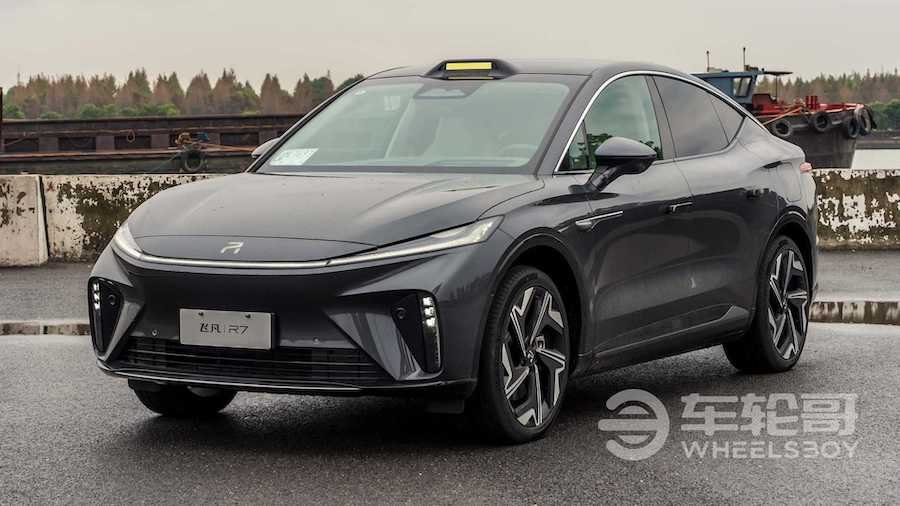 Rising Auto R7 Is China's Answer To The Tesla Model Y