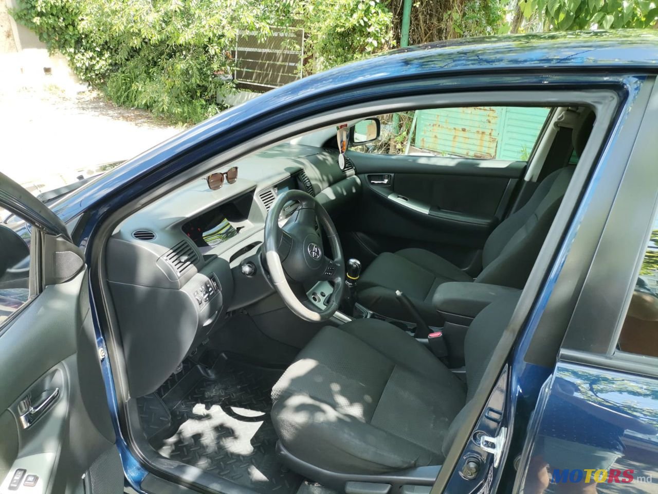 2005' Toyota Corolla photo #4