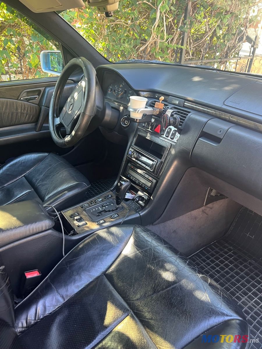 1998' Mercedes-Benz E-Class photo #5