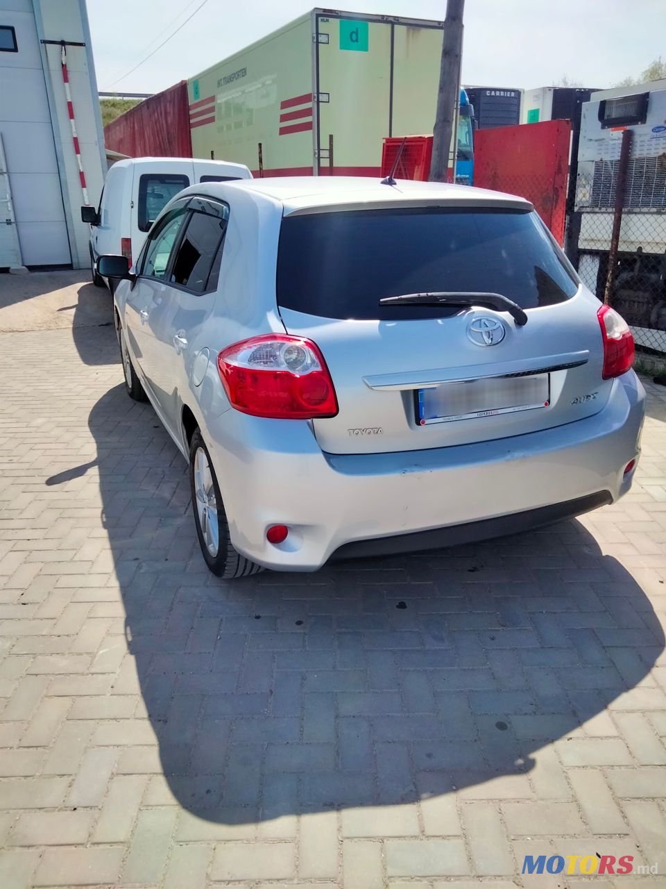 2010' Toyota Auris photo #5