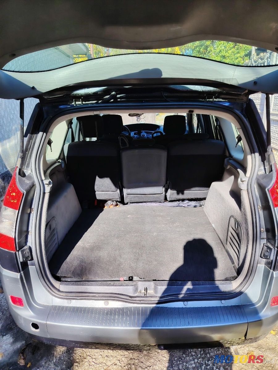 2005' Renault Grand Scenic photo #5