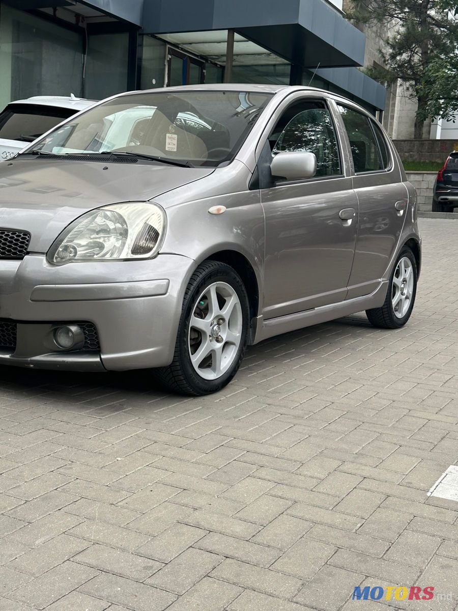 2005' Toyota Yaris photo #1