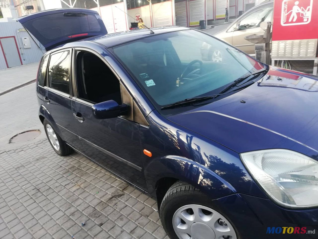 2005' Ford Fiesta photo #3