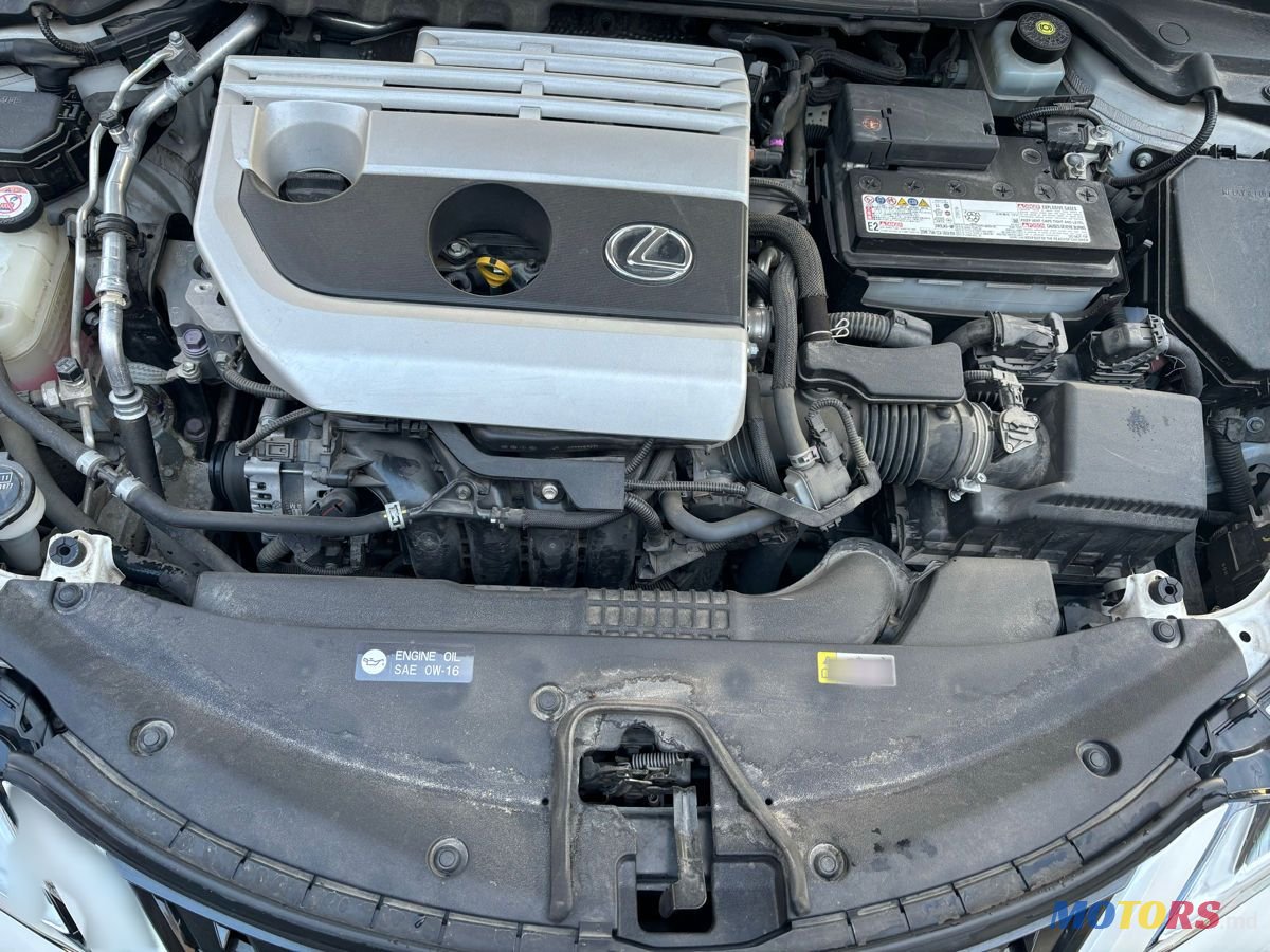 2019' Lexus UX photo #6