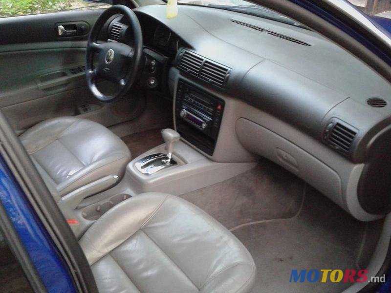 2002' Volkswagen Passat B5 + photo #1