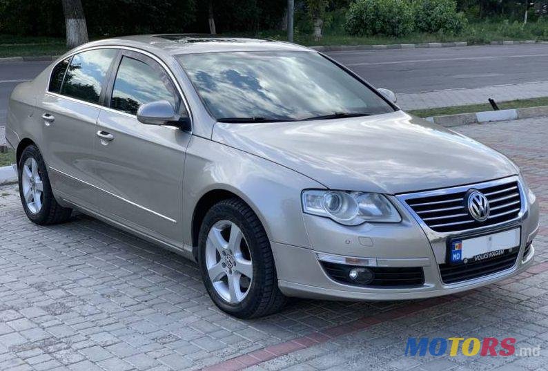2009' Volkswagen Passat photo #2