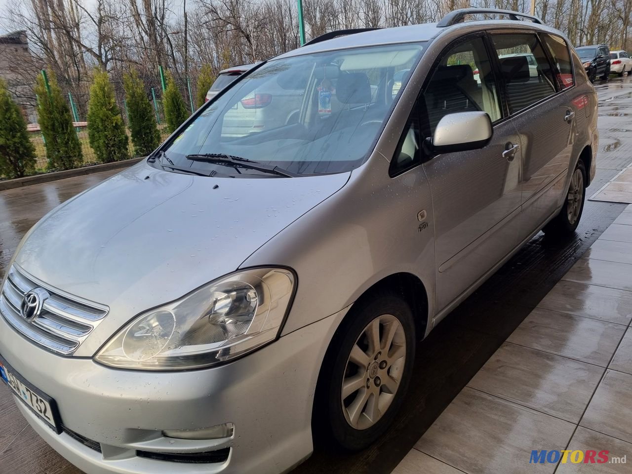 2005' Toyota Avensis Verso photo #5