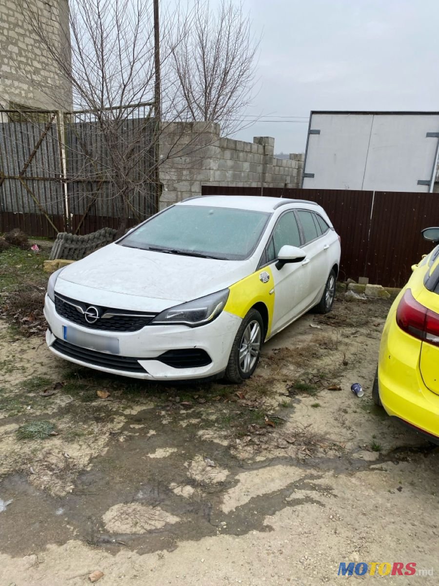 2021' Opel Astra photo #2