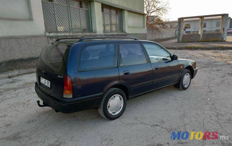 1993' Nissan Primera photo #5